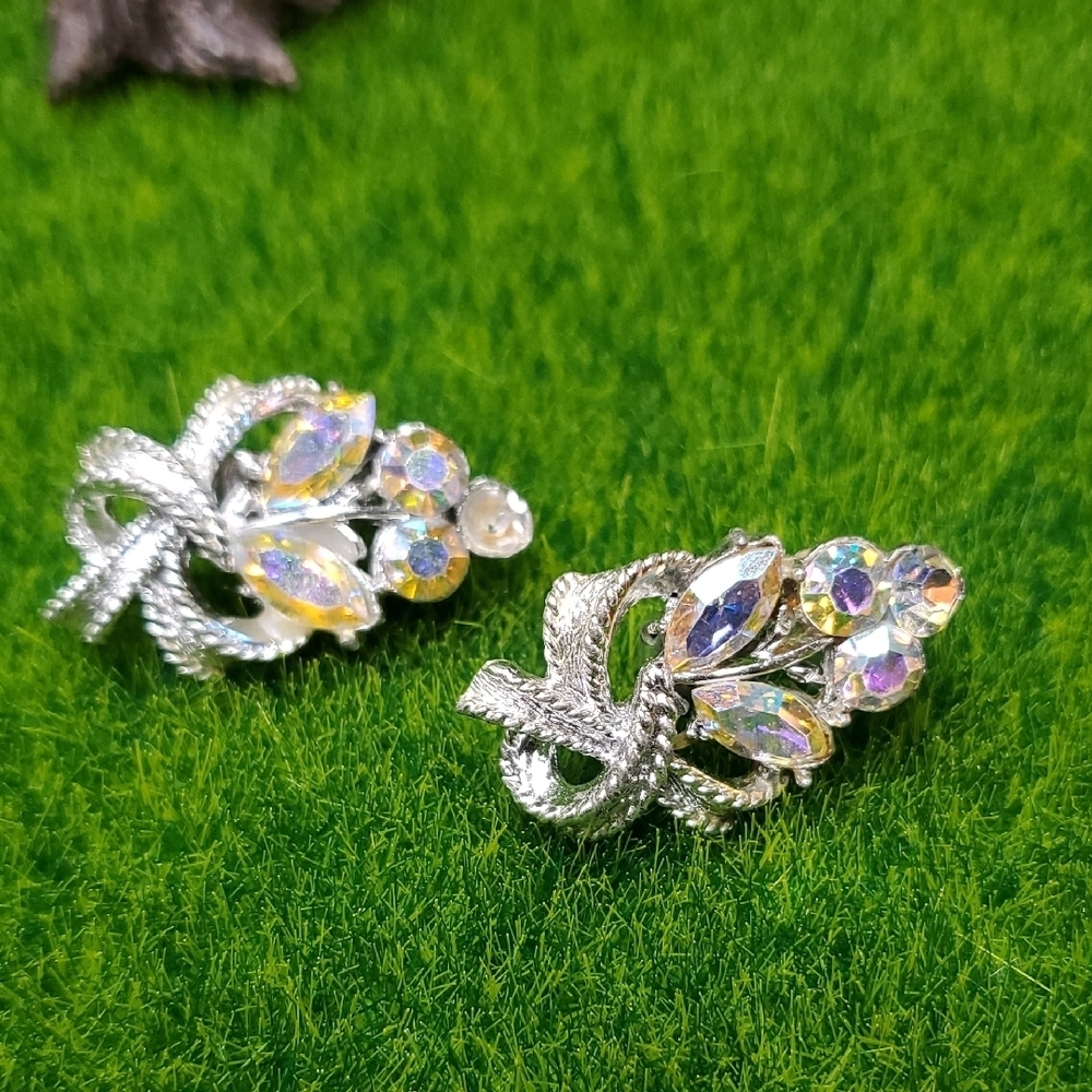 Aurora Borealis Stunning Glimmer Clip‎ On Earrings E1005